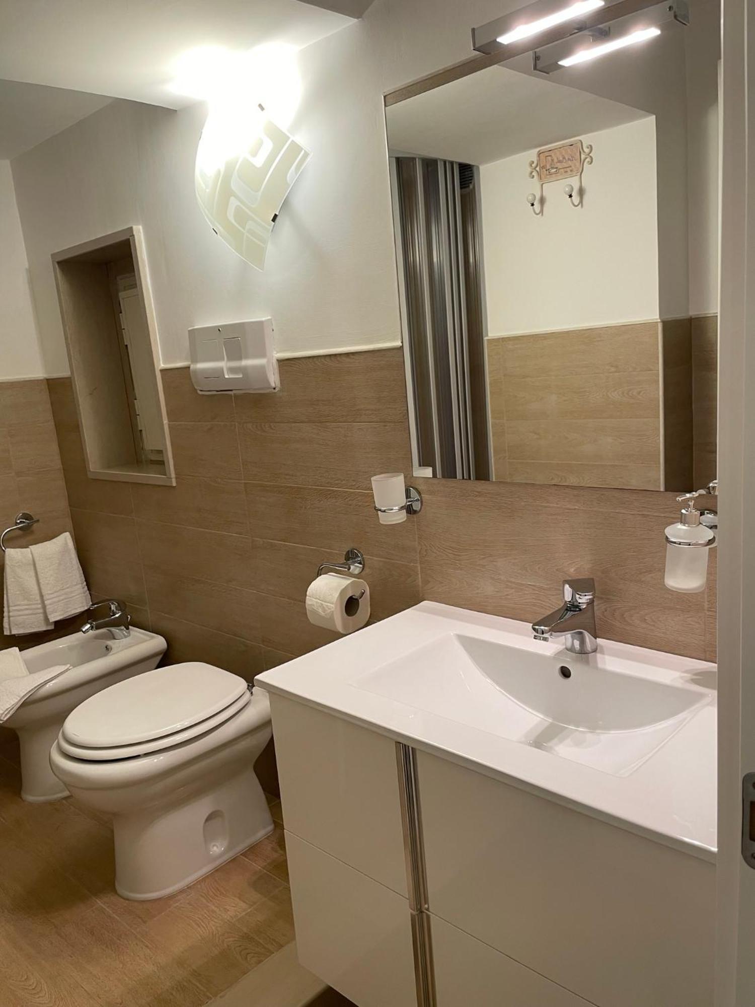 Suite White Vieste Exterior foto